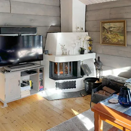 5 Person In Drangedal-by Traum * Drangedal