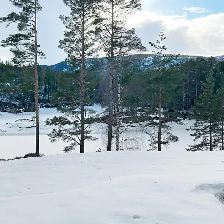 5 Person In Drangedal-by Traum * Drangedal