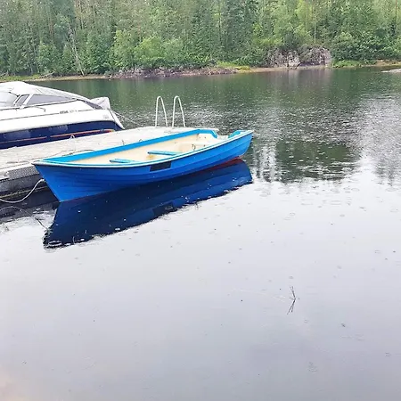 5 Person In Drangedal-by Traum Drangedal